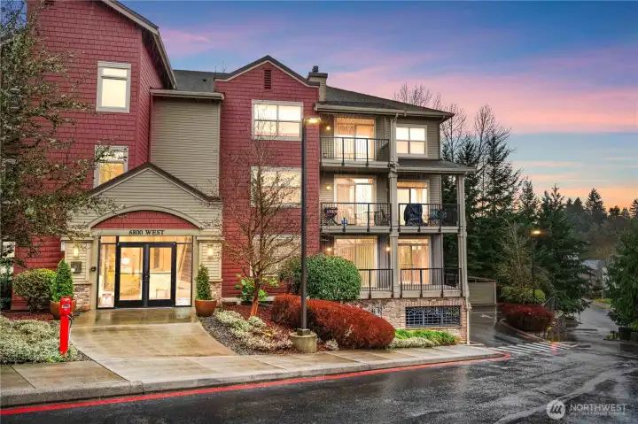 W104 is on the lower right-side corner overlooking the hillside