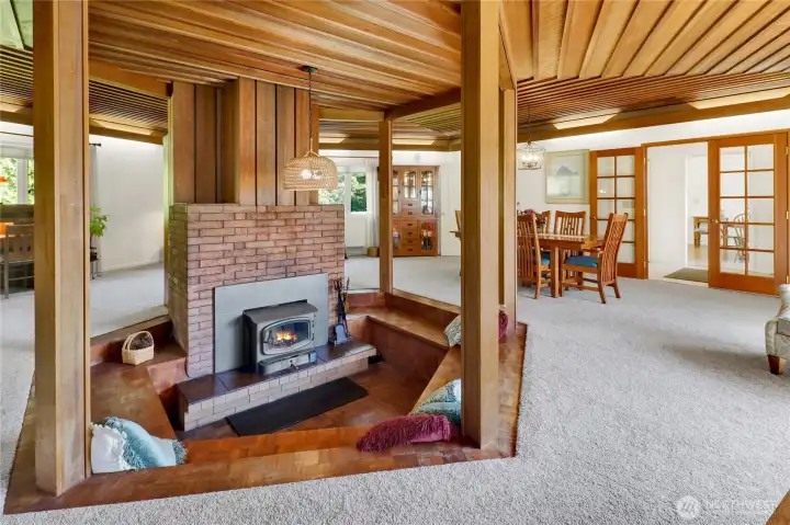 Cozy seated conversation area around insert. Great for gatherings!