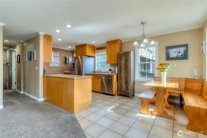 Kitchen / dining area