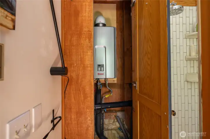 Tankless Hotwater Tank