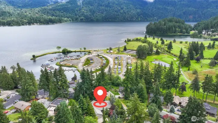 Just steps to the marina and park space.