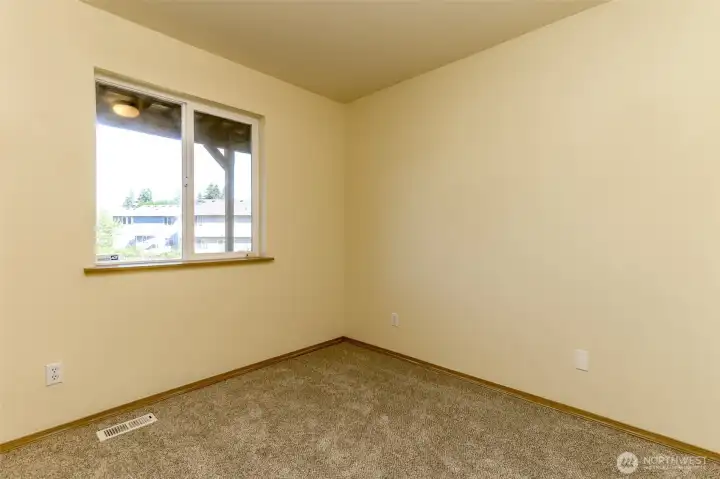 Extra bedroom downstairs. Extra bedroom downstairs.