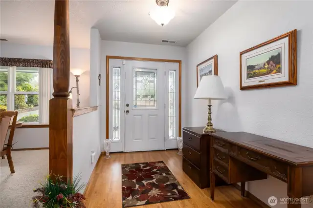 Wide entry way