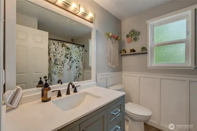 Main bathroom