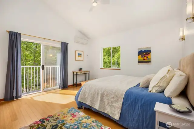 The 3rd bedrooms’s vaulted ceiling, clerestory windows, and juliet balcony create a truly delightful space for the lucky inhabitant or guest.