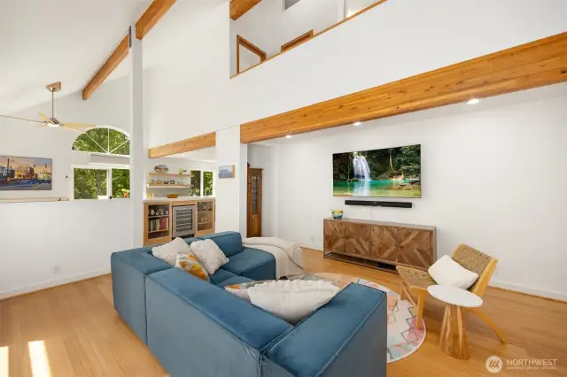 Here, we’ll turn our attention west toward the kitchen and dining spaces.