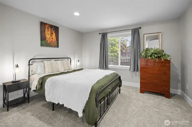 generous bedroom, new carpet and paint