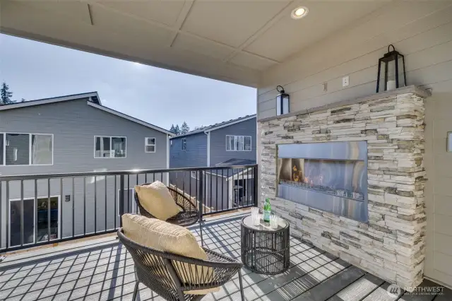 Photos are of another home in the community and are for illustration purposes only to reflect typical finishes.  May depict seller enhancements.  Colors and options may vary.