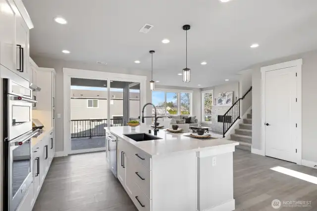 Photos are of another home in the community and are for illustration purposes only to reflect typical finishes.  May depict seller enhancements.  Colors and options may vary.