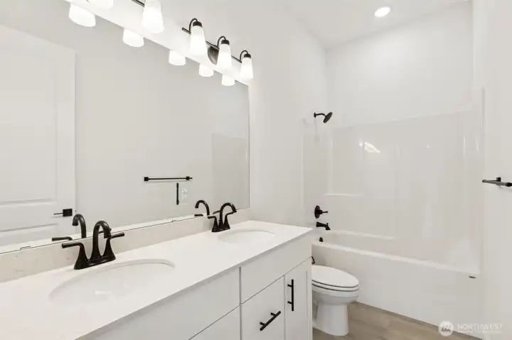 ***Actual Home *** Main bath just across from the Study in the front area of home