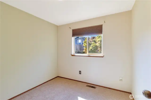 Third upstairs bedroom.