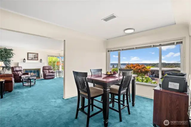Panoramic Views From Open Dinning Room