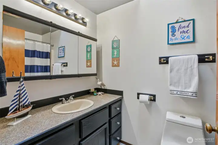 Main Level Full bath