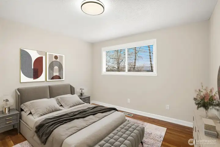 Top Floor Bedroom #1