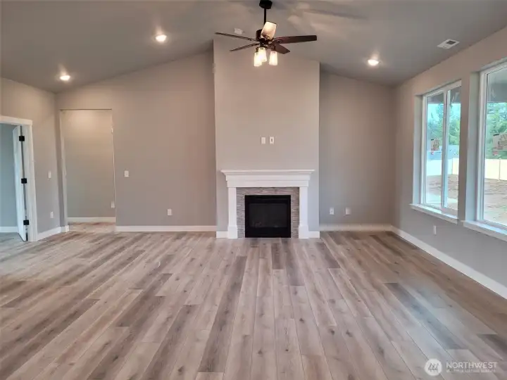 PRESALE not under construction - photos are of same house plan