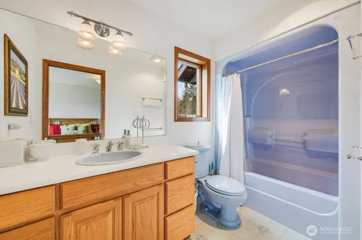 Private full bath off second bedroom.