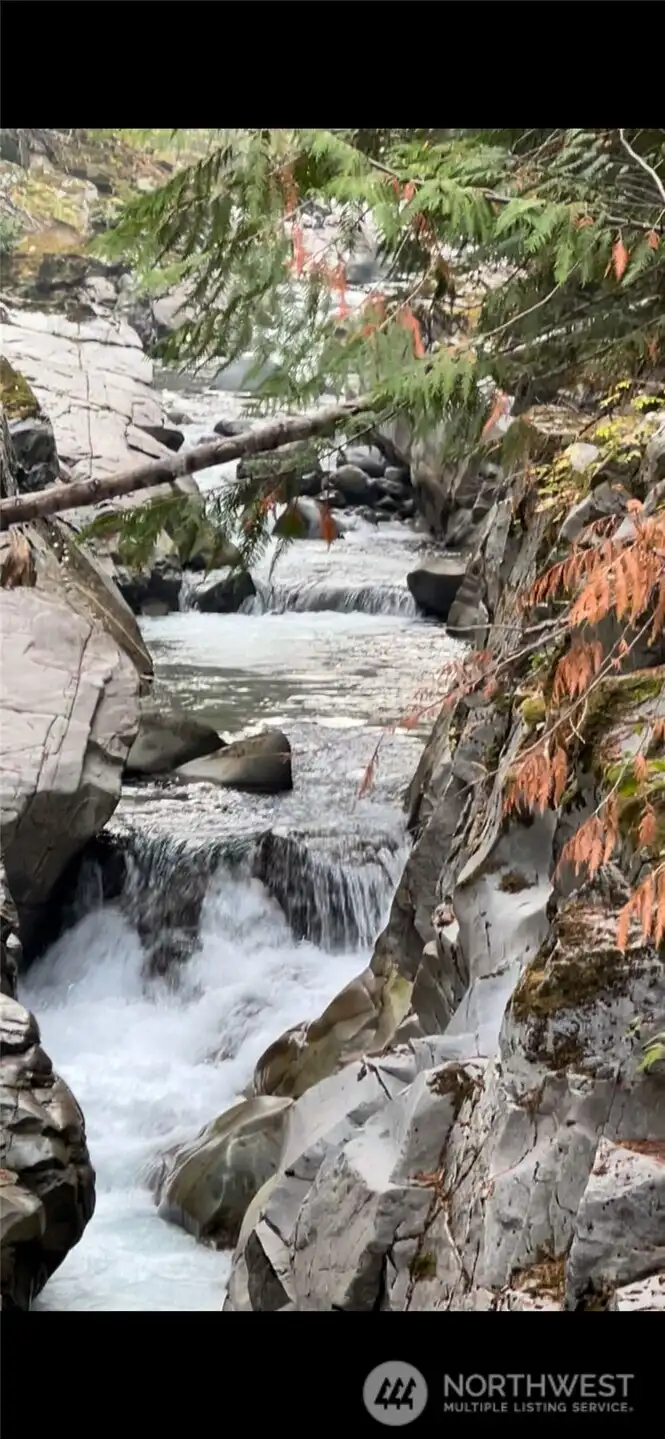 Beautiful Skykomish river