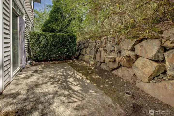 Patio/yard