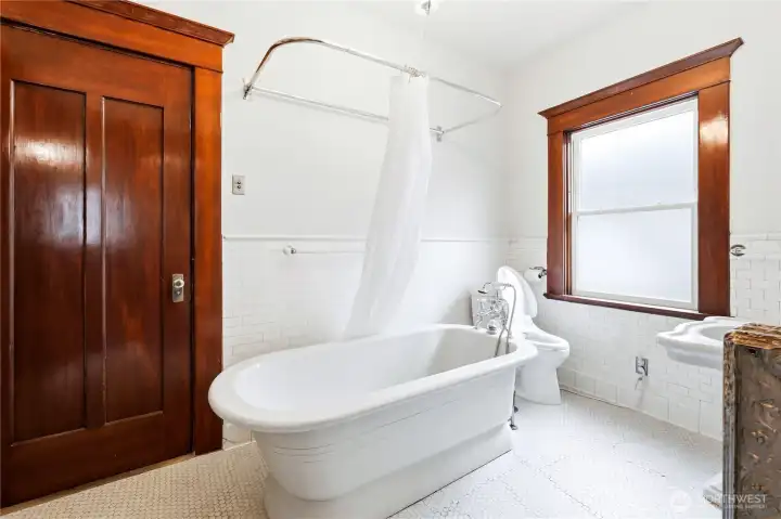 2nd floor bath with direct access door to primary bedroom