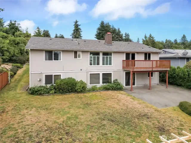 Large Home with lots of room and a HUGE yard partially fenced
