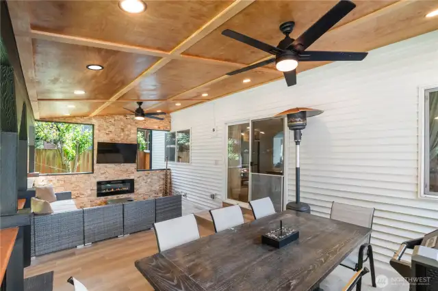 Wow! Check out this awesome outdoor space!