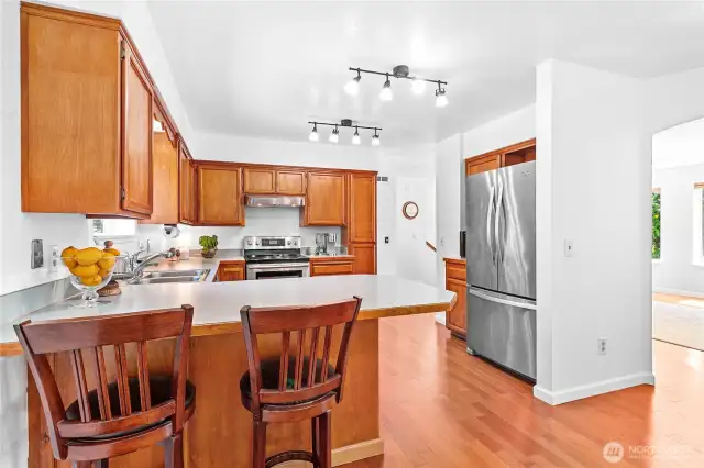 The kitchen with eating space