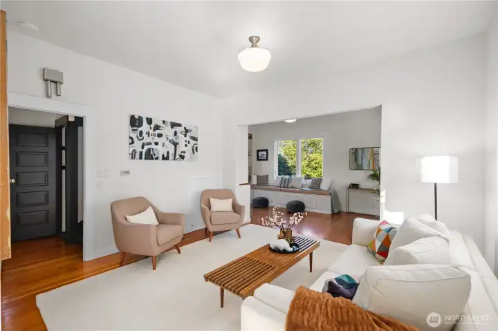 Nice, open & welcoming living room