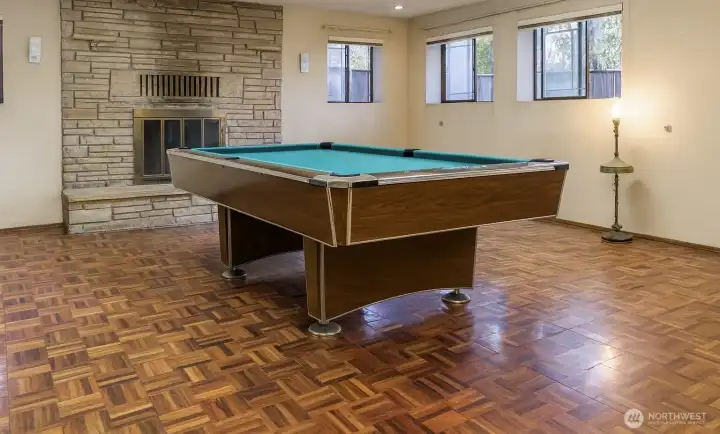 AI was used to clear clutter from this room.