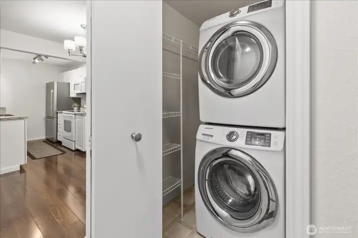 Full size Washer/dryer in unit