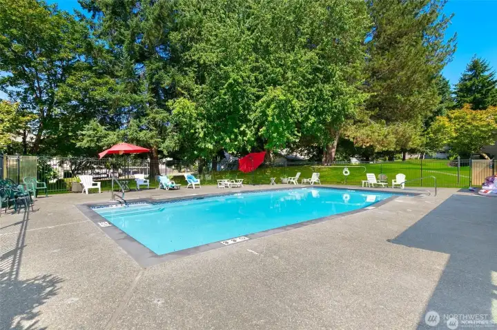 outdoor pool open Memorial day - Labor day