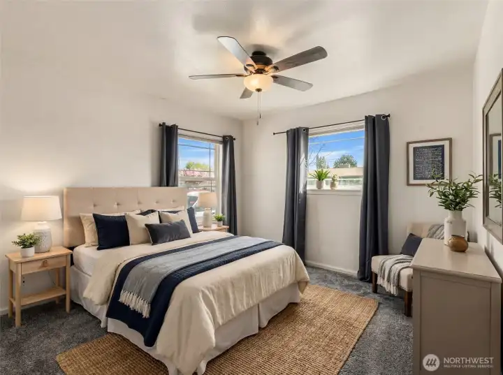 Lots of light in both bedrooms