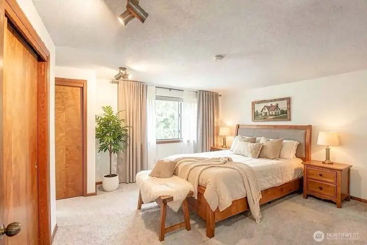 Primary Bedroom (staged)