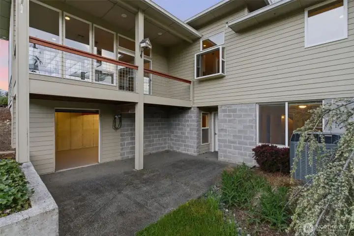 Garden Garage below Sunroom