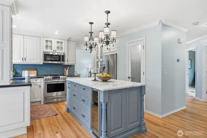 Luxury Updated Chef's Kitchen