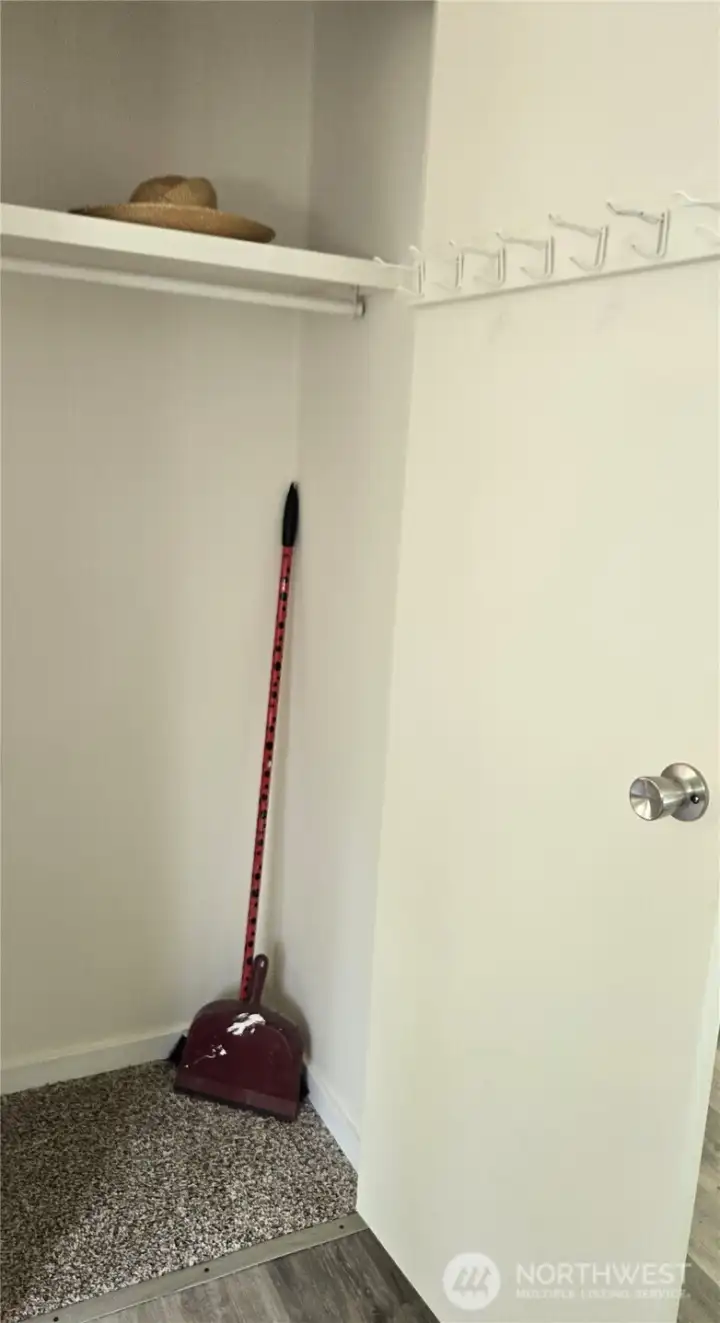 Handy coat closet