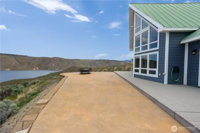 Huge wrap around patio with endless views