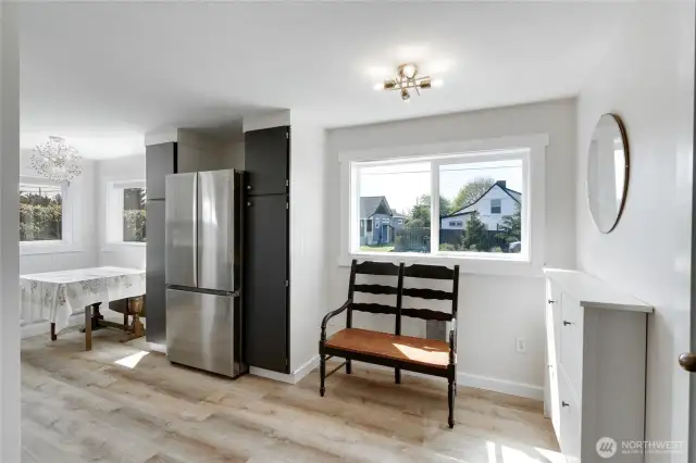 entryway to kitchen
