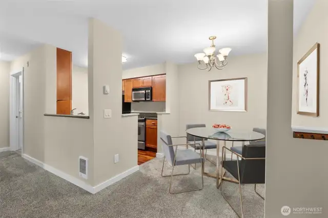 Dining - Virtual Staging