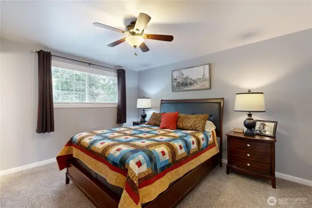 Primary Bedroom with fan/light