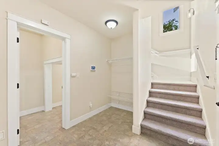 extra storage space when entering from garage