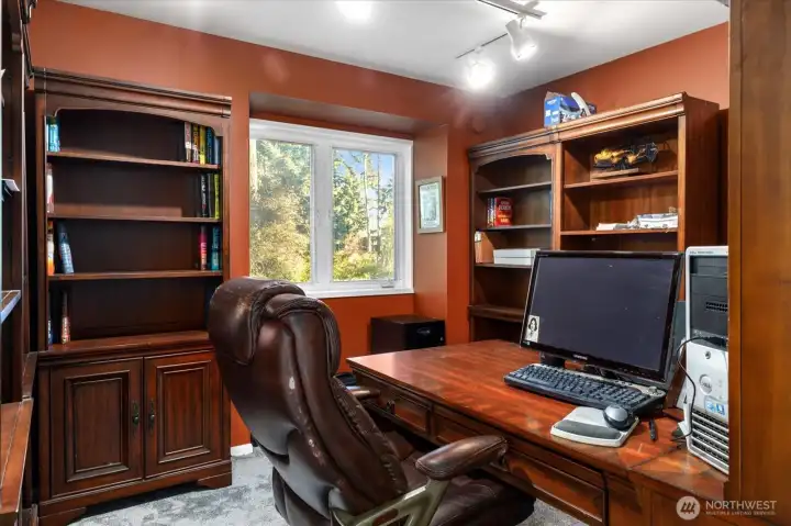 Den/office on main level