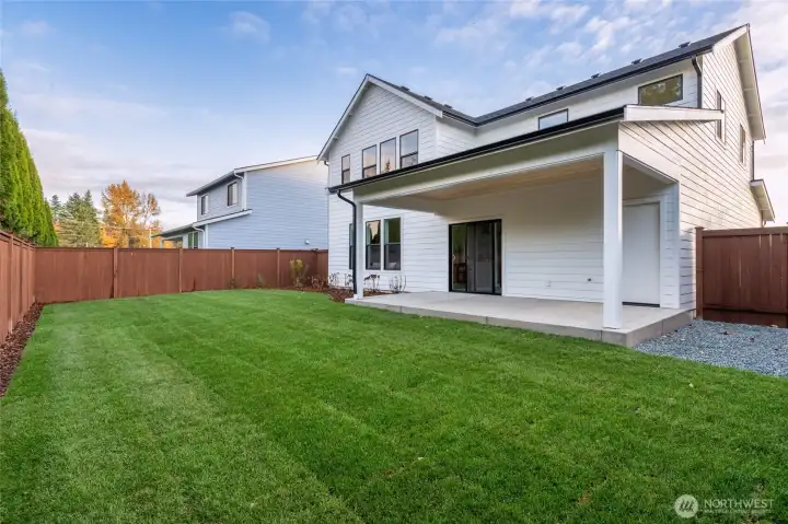 Covered Patio and Yard - Pics are of a different 2389 Kyler plan home. Features and colors may differ.