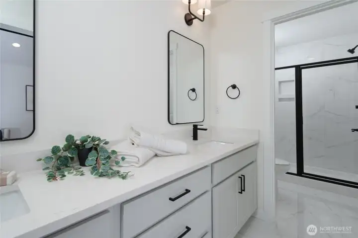 Primary Bathroom - Pics are of a different 2389 Kyler plan home. Features and colors may differ.