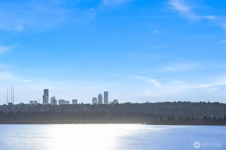 Magical Seattle skyline views!  Sunsets are absolutely amazing!