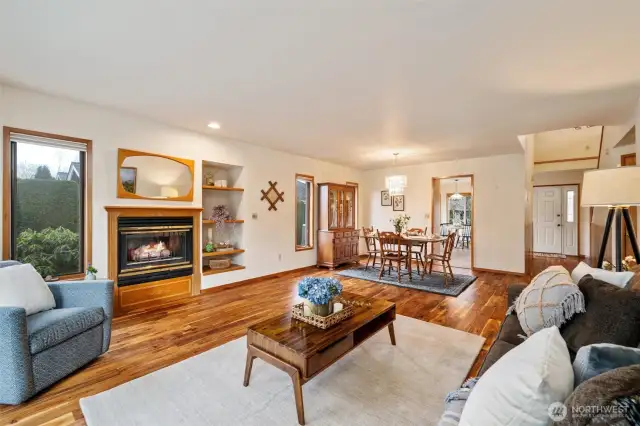 Spacious Living Room w/ new hardwood floors