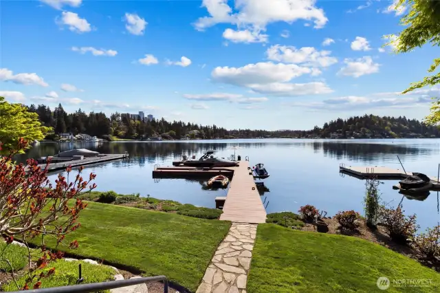 87 ft dock with two jet ski lifts, boat lift & platform lift