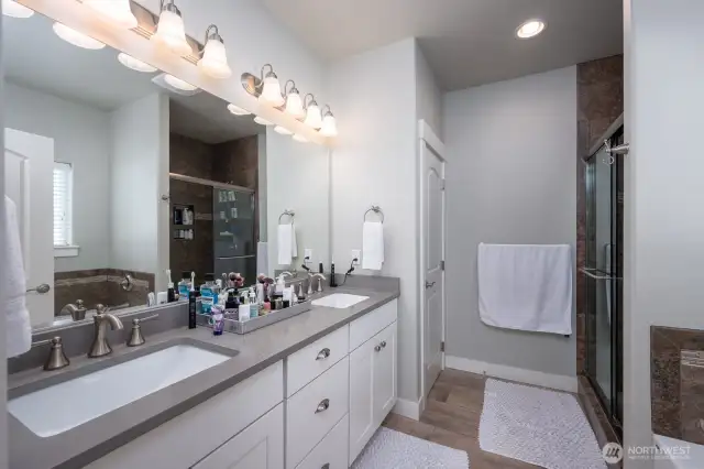 Primary bath