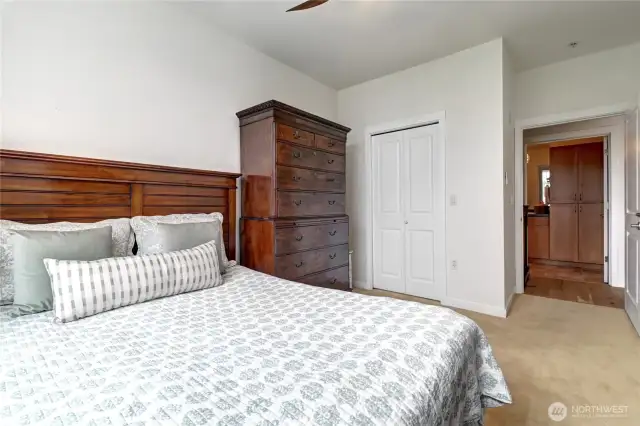 Walk-in closet