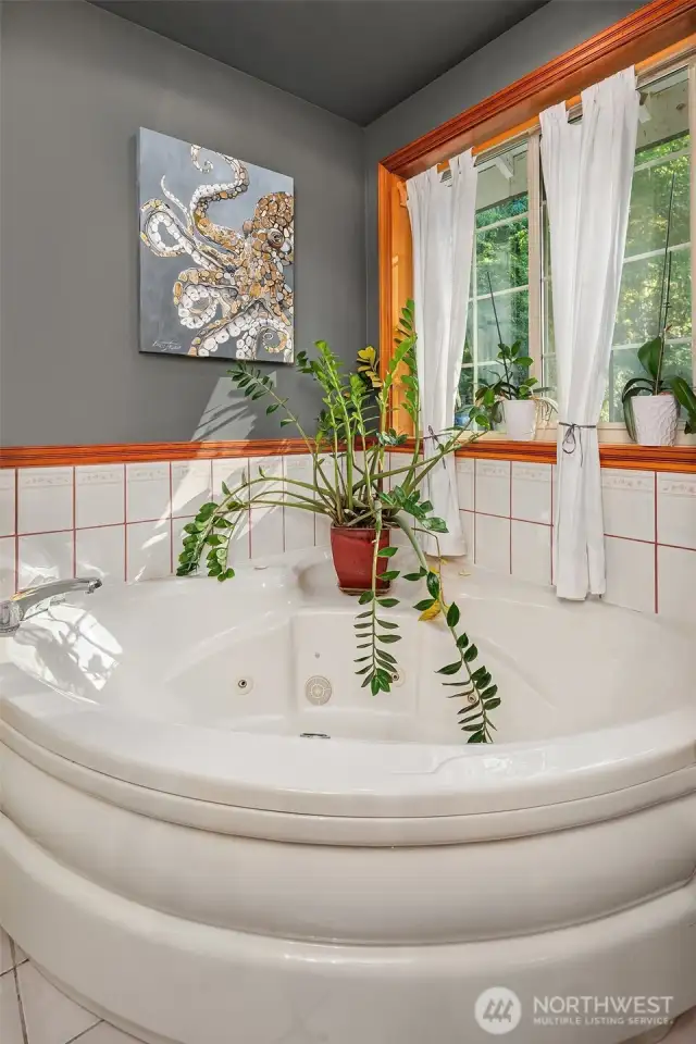 Nourishing soak, anyone?