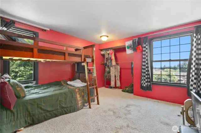 Upstairs bedroom with mountain views